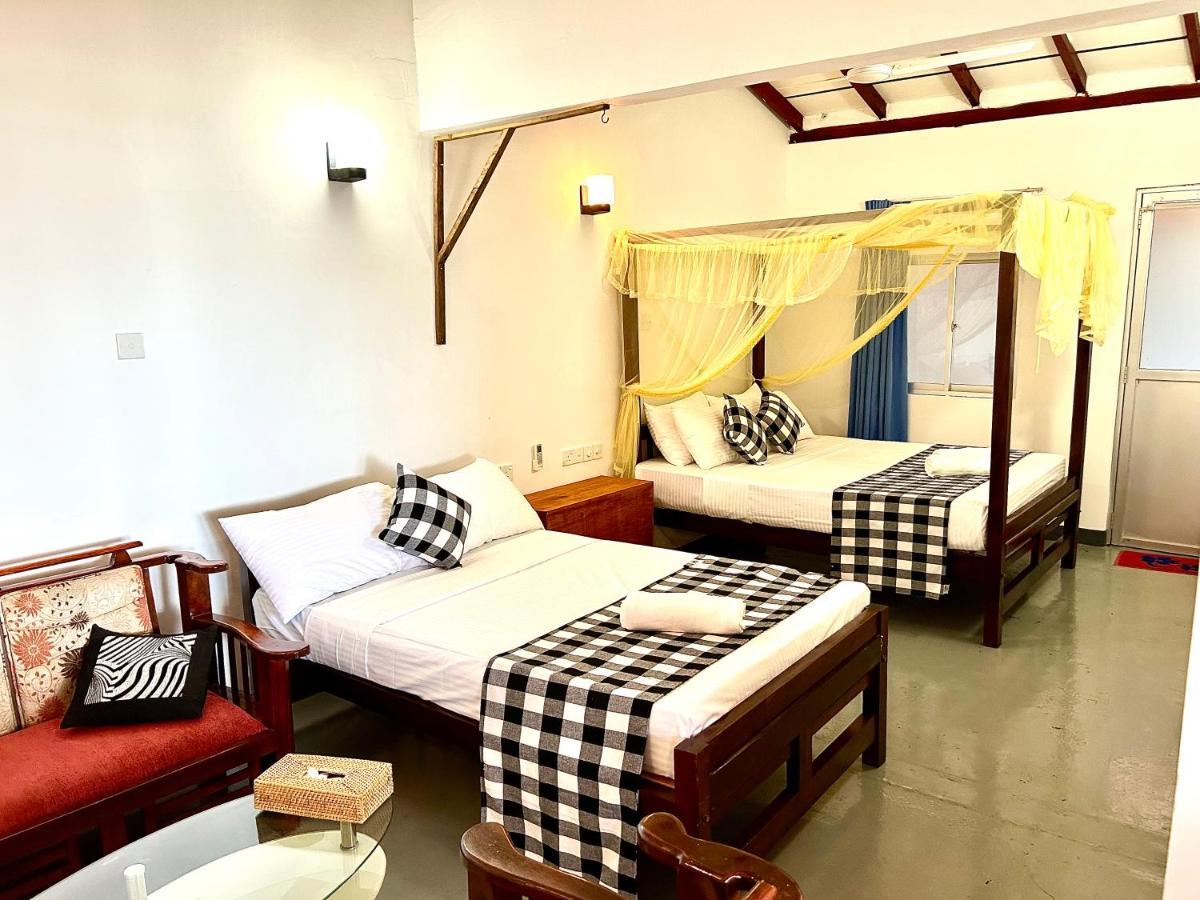 Kenno'S Korner Hotel Weligama Bagian luar foto