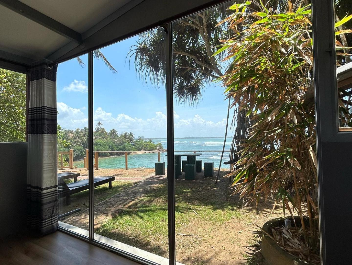 Kenno'S Korner Hotel Weligama Bagian luar foto